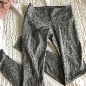 Low rise lulu lemon leggings (wunder under)